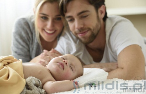 poduszka na spłaszczenie główki noworodka