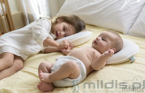 poduszka na spłaszczenie główki niemowlaka