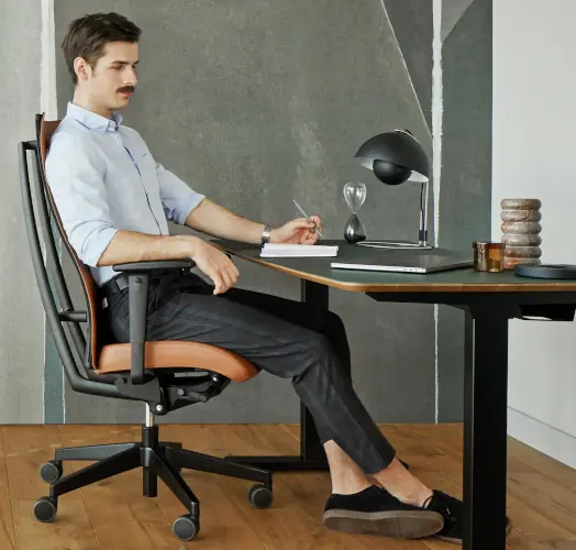 fotel ergonomiczny dla osoby wysokiej